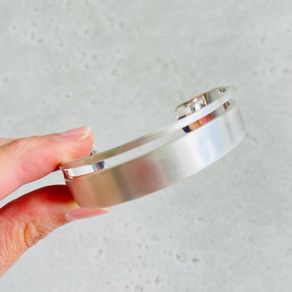 Jen Atkin x Chloe & Isabel Silver Tone Bun Cuff & Pin - Picture 3 of 3
